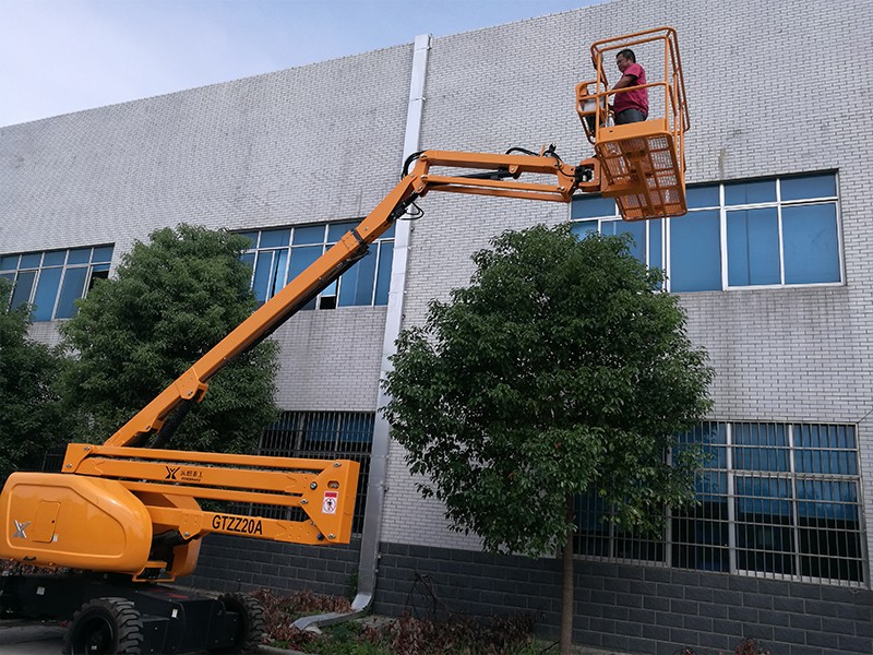 高空作业车8.2-180